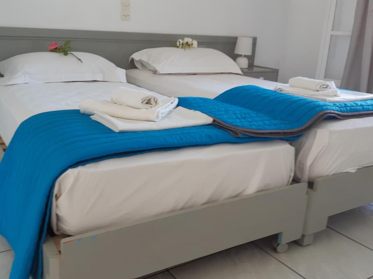 Dolphin Apt & Studios -Next To The Beach Ρόδα Εξωτερικό φωτογραφία