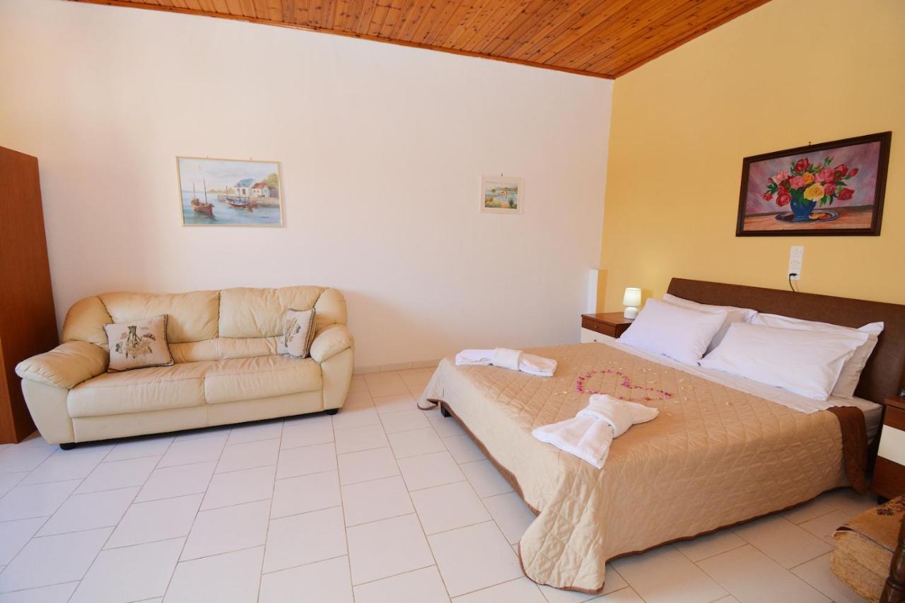 Dolphin Apt & Studios -Next To The Beach Ρόδα Εξωτερικό φωτογραφία
